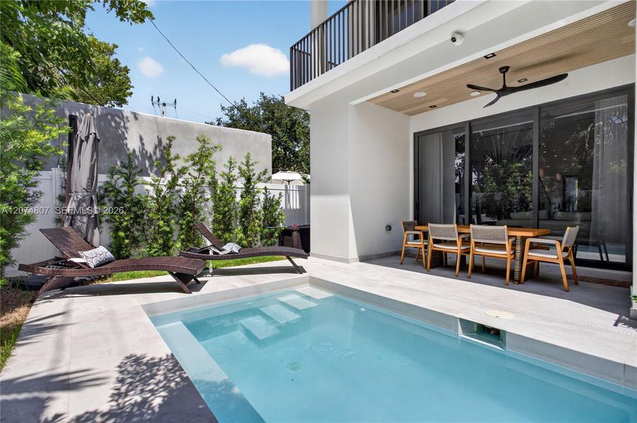 Exterior details and patio area of a home in , Fort Lauderdale (Image 24). Exterior details and patio area of a home in , Fort Lauderdale (Image 24).