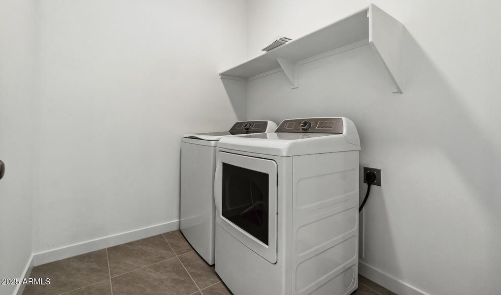 MR Lot #80 Laundry Room (Large)