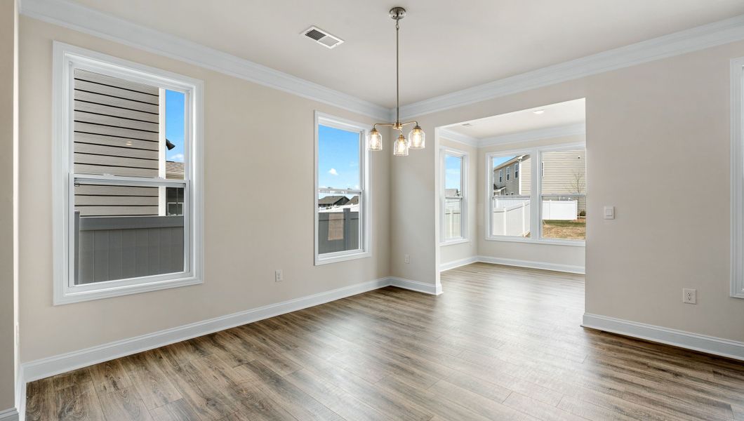 Spacious, unfurnished interior of a new home in Williams Ridge, Woodruff (Image 19).