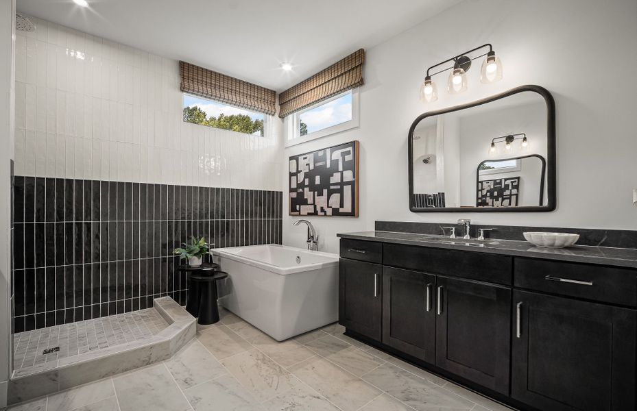 Owner's Bathroom Owner's Bathroom