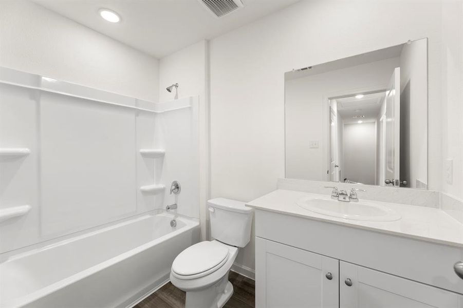 15. 1500 Lake Alpine - 2ND Bath