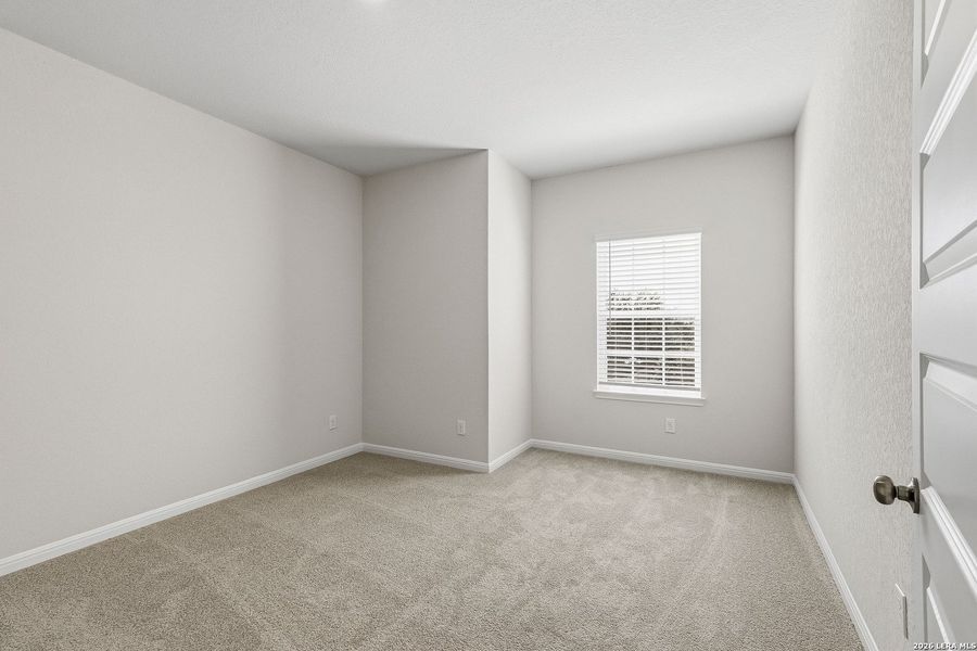 Spacious, unfurnished interior of a new home in Melissa Ranch, San Antonio (Image 22).