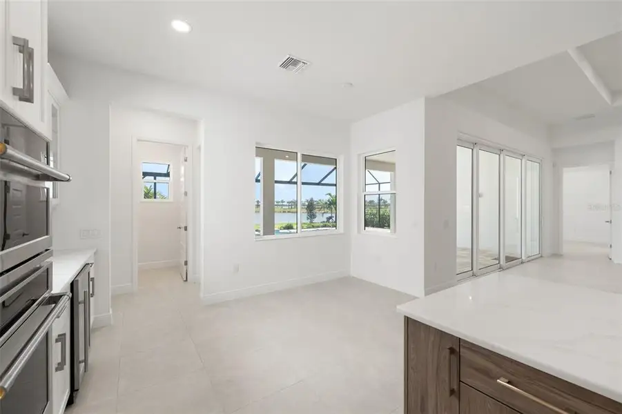 Furnished interior view inside a new home in , Sarasota (Image 19).