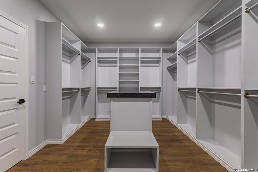 Furnished interior view inside a new home in , Harlingen (Image 6).