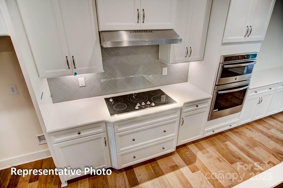 Furnished interior view inside a new home in Robinson Oaks, Gastonia (Image 9).