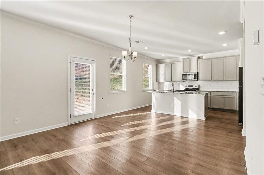 Spacious, unfurnished interior of a new home in , Atlanta (Image 22).