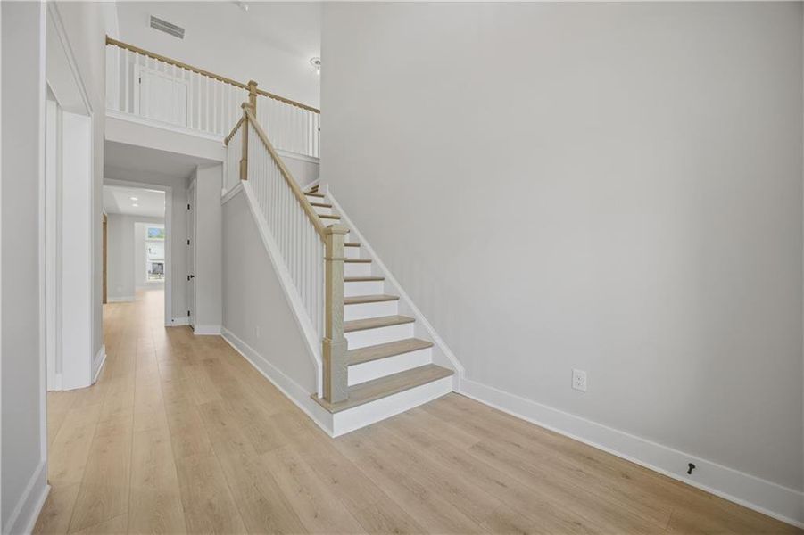 Spacious, unfurnished interior of a new home in Yellowstone Farms, Cumming (Image 20).