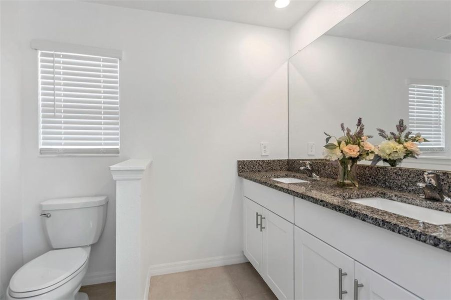 Furnished interior view inside a new home in , Land O' Lakes (Image 32).