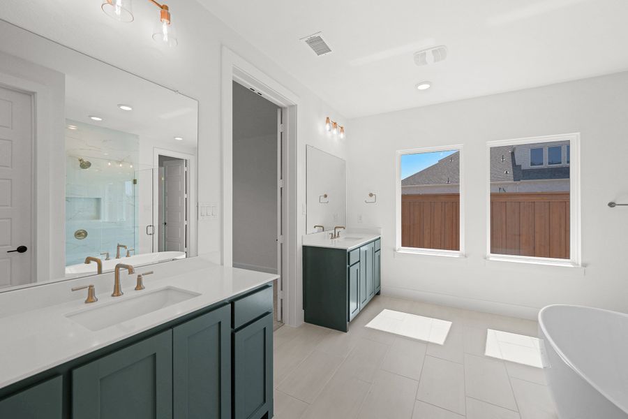 Furnished interior view inside a new home in Fields - 50' Lots, Frisco (Image 10). Furnished interior view inside a new home in Fields - 50' Lots, Frisco (Image 10).