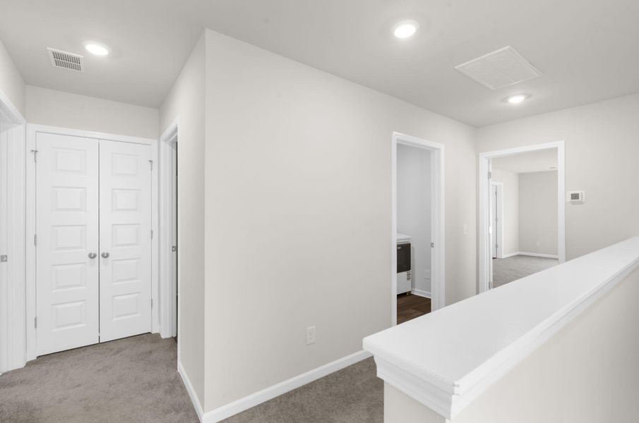 Spacious, unfurnished interior of a new home in , Summerville (Image 13).