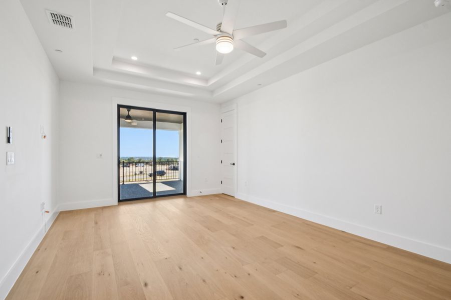 Spacious, unfurnished interior of a new home in Milky Way at River Place, Austin (Image 33).