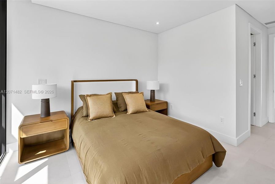 Furnished interior view inside a new home in , Fort Lauderdale (Image 32).