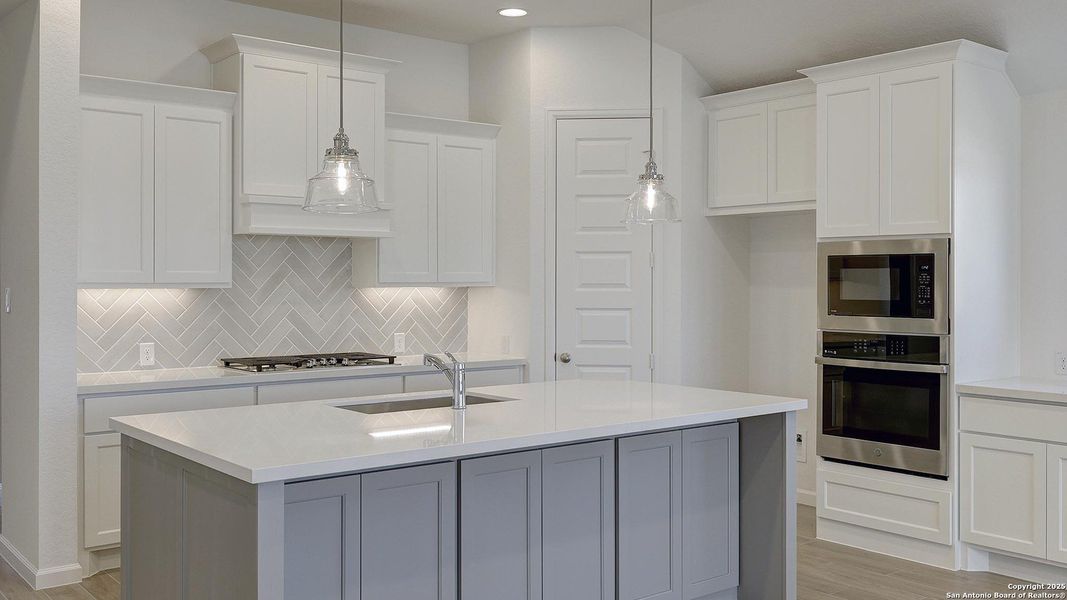 Furnished interior view inside a new home in Arcadia Ridge 50', San Antonio (Image 13). Furnished interior view inside a new home in Arcadia Ridge 50', San Antonio (Image 13).