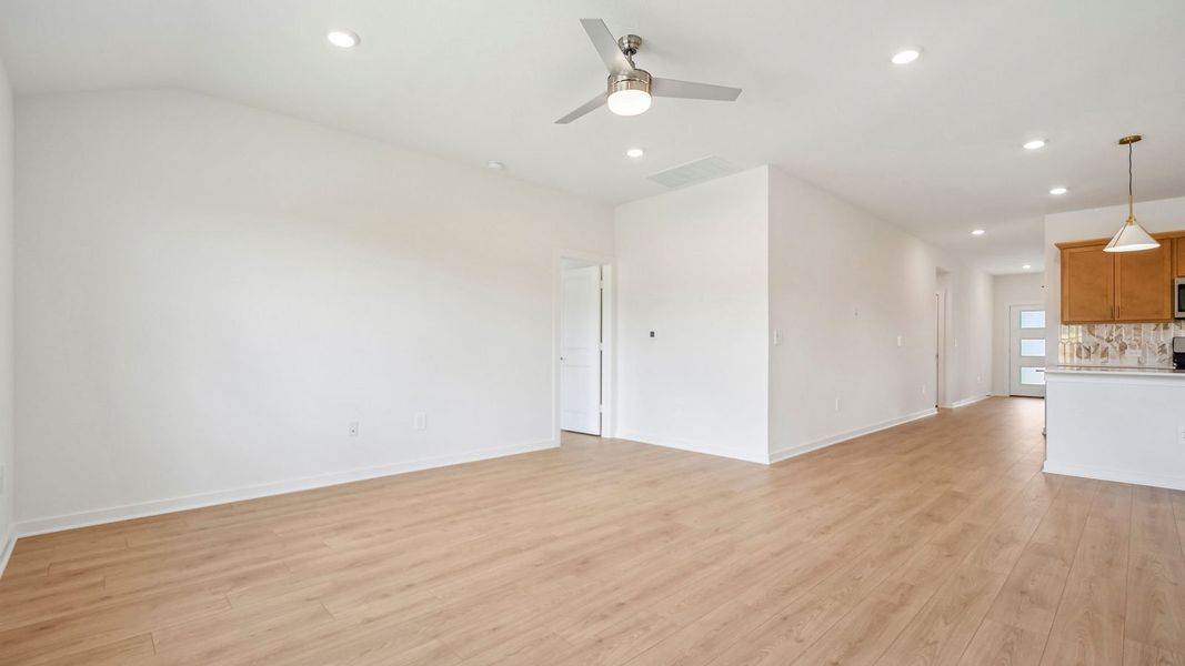 Spacious, unfurnished interior of a new home in Trails at Wildhorse, Austin (Image 17).