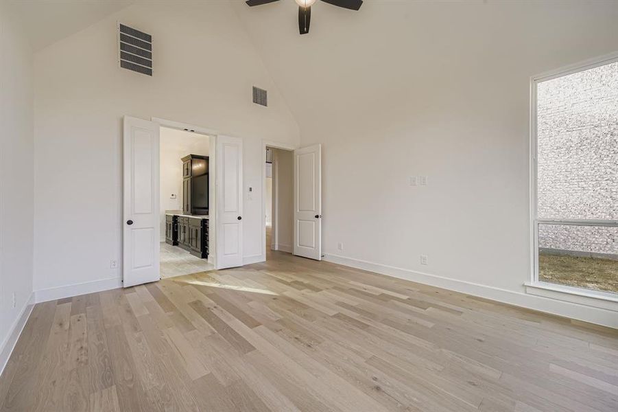 Spacious, unfurnished interior of a new home in Star Trail - 65s, Prosper (Image 22).