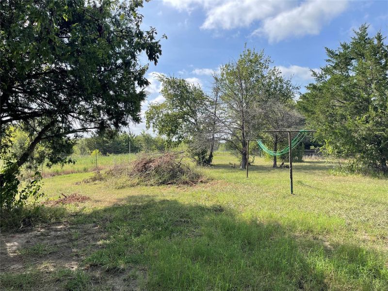 Natural landscape and outdoor views near in Mexia (Image 24). Natural landscape and outdoor views near in Mexia (Image 24).