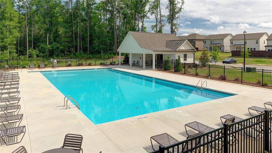 Community amenities in Crofton Place Enclave, Snellville (Image 28).