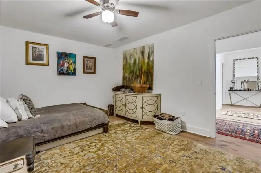 Furnished interior view inside a new home in , Atlanta (Image 24).