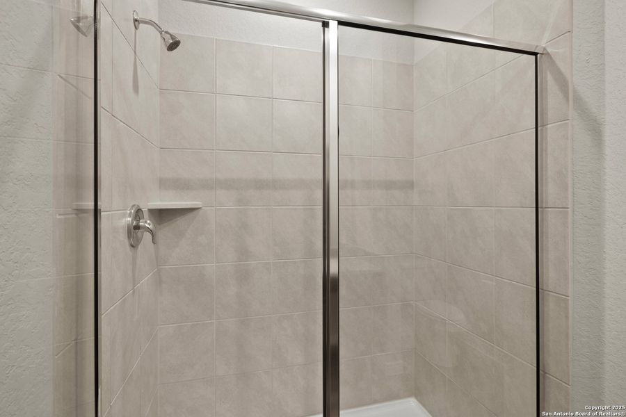 Furnished interior view inside a new home in Hickory Ridge, Elmendorf (Image 6). Furnished interior view inside a new home in Hickory Ridge, Elmendorf (Image 6).