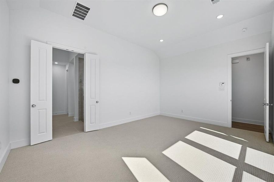 Spacious, unfurnished interior of a new home in Wildflower Ranch: Artisan Series - 60ft. lots, Dish (Image 12). Spacious, unfurnished interior of a new home in Wildflower Ranch: Artisan Series - 60ft. lots, Dish (Image 12).