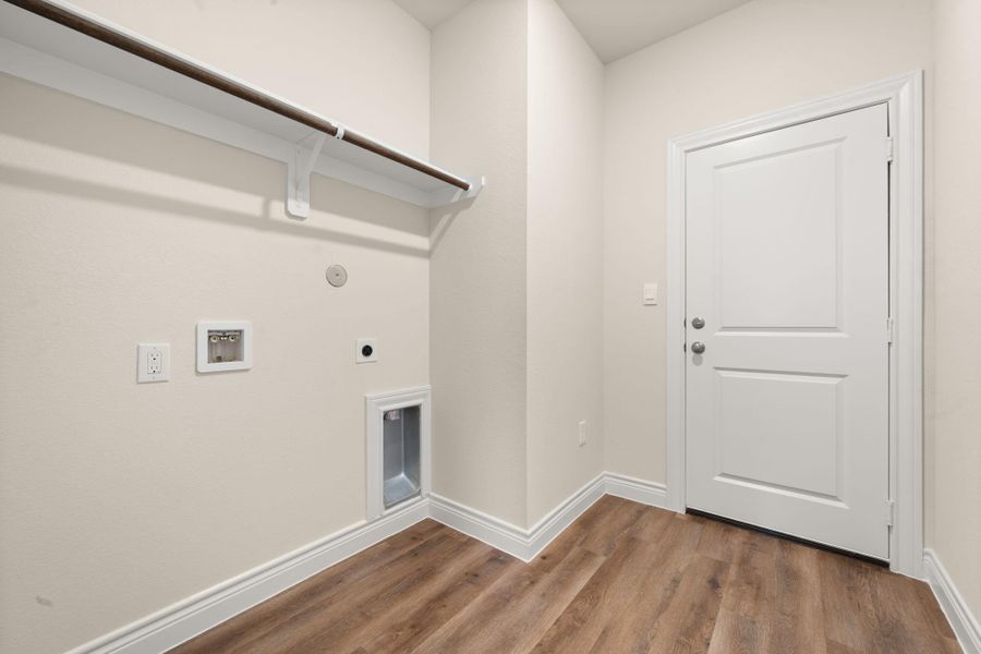 Spacious, unfurnished interior of a new home in Grand Oaks Reserve, Cleveland (Image 16). Spacious, unfurnished interior of a new home in Grand Oaks Reserve, Cleveland (Image 16).