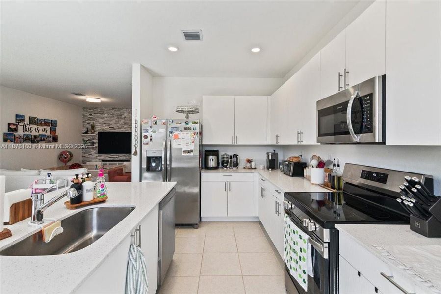 Furnished interior view inside a new home in , Homestead (Image 24).