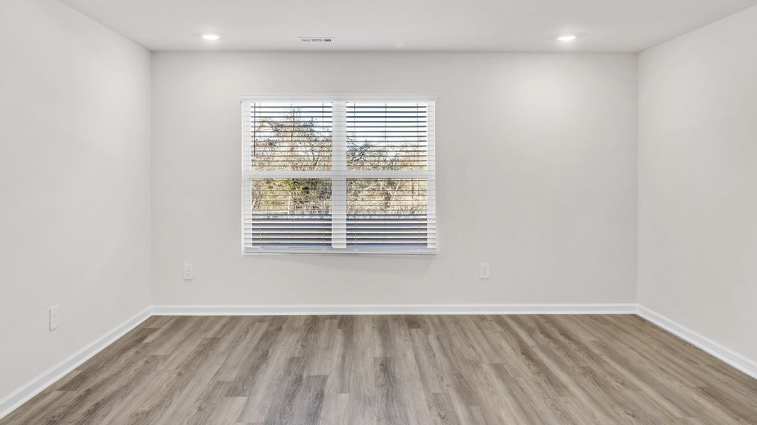 Spacious, unfurnished interior of a new home in Bailey Park, Fayetteville (Image 23).