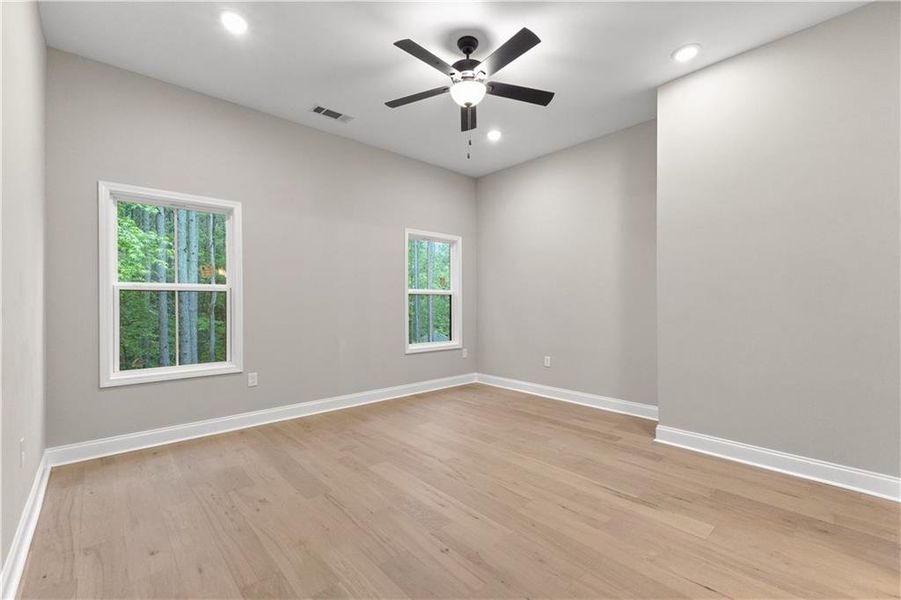 Spacious, unfurnished interior of a new home in , Fairburn (Image 14).