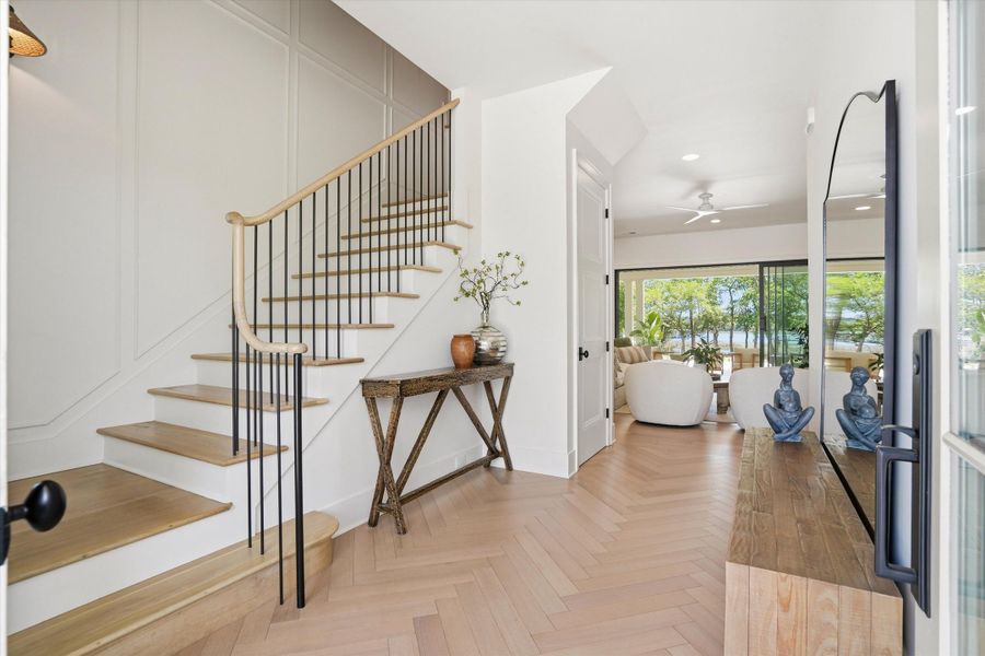 Furnished interior view inside a new home in , Wadmalaw Island (Image 40).