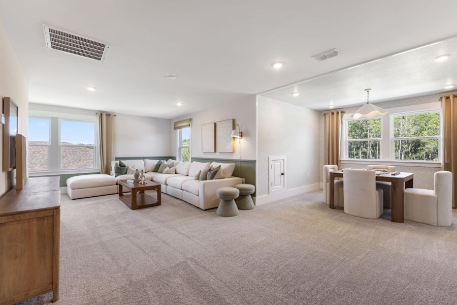 Furnished interior view inside a new home in Del Webb Ocean Isle Beach, Shallotte (Image 12).