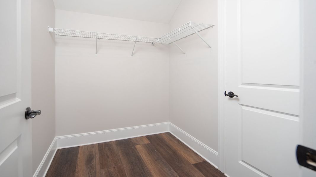 Bonus Room Closet