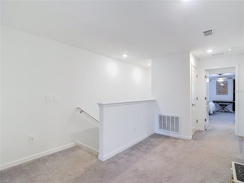 Spacious, unfurnished interior of a new home in , Land O' Lakes (Image 21).