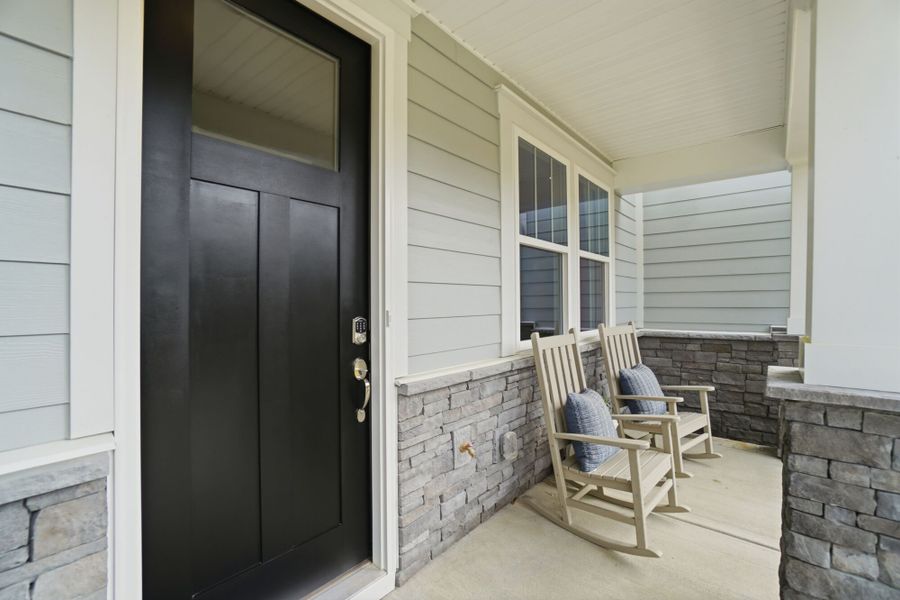 Representative exterior details of a home built from the Shelby by Mattamy Homes in Bratton Pointe, Rock Hill (Image 3).
