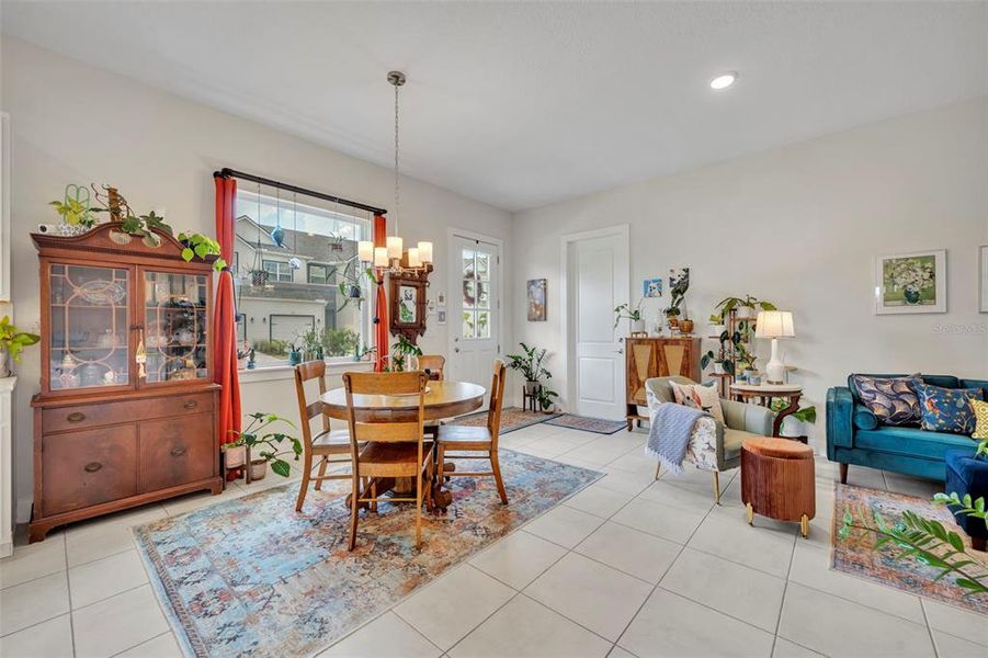 Furnished interior view inside a new home in , Oviedo (Image 18).