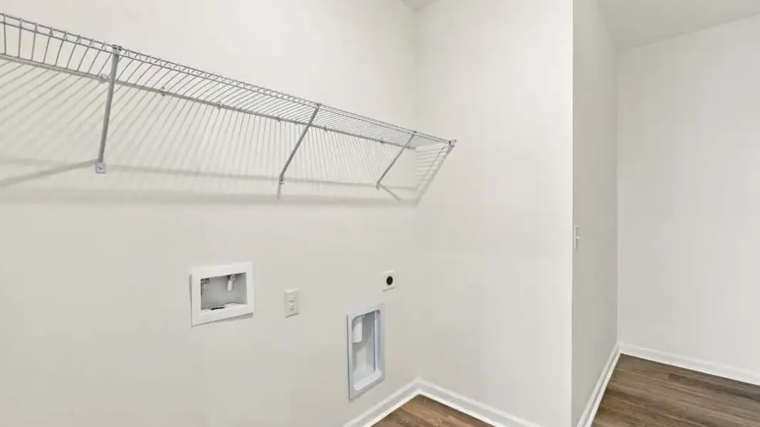 Spacious, unfurnished interior of a new home in The Lakes at North Glynn, Brunswick (Image 30).