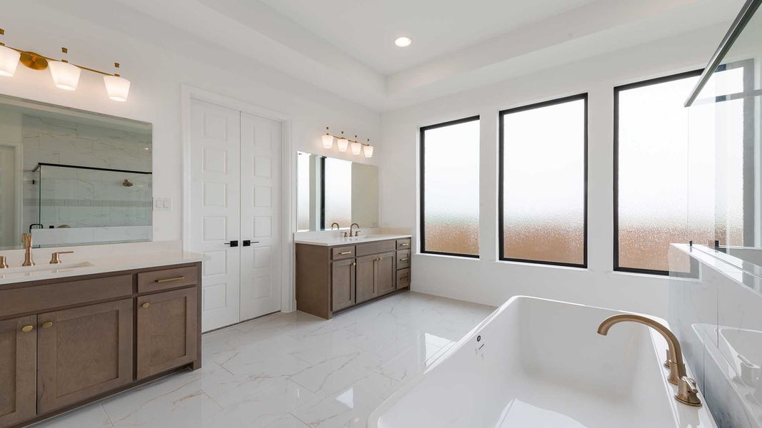 Furnished interior view inside a new home in Sweetgrass, Haslet (Image 12).