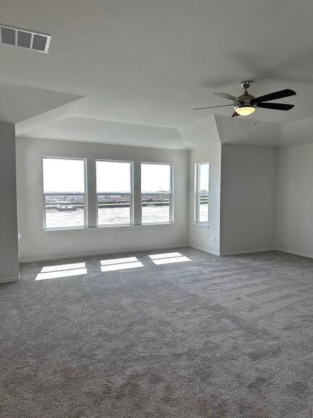 Spacious, unfurnished interior of a new home in Salerno - Classic Collection, Round Rock (Image 26). Spacious, unfurnished interior of a new home in Salerno - Classic Collection, Round Rock (Image 26).