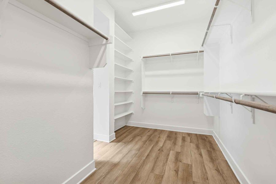 The Flower Mound - Owner's Bath