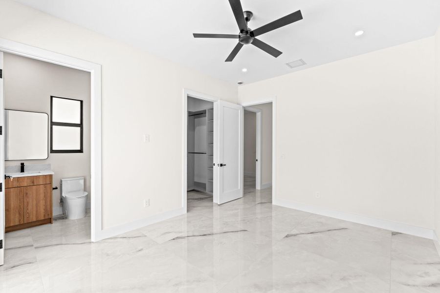 24-web-or-mls-A7409338 24-web-or-mls-A7409338