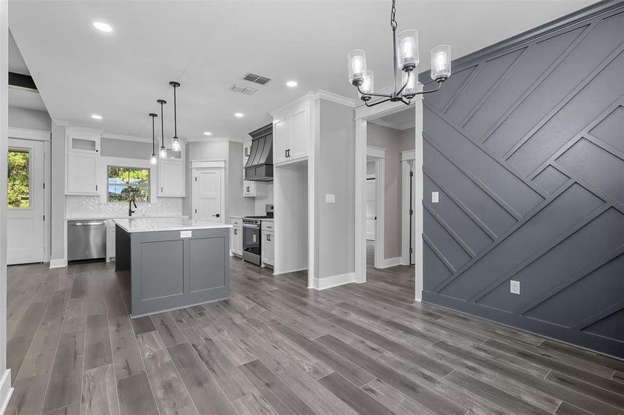 Spacious, unfurnished interior of a new home in , Lindale (Image 16). Spacious, unfurnished interior of a new home in , Lindale (Image 16).