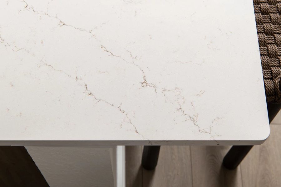 Interior Design Finishes: AW Collection® Laguna. Actual finishes may vary. Interior Design Finishes: AW Collection® Laguna. Actual finishes may vary.