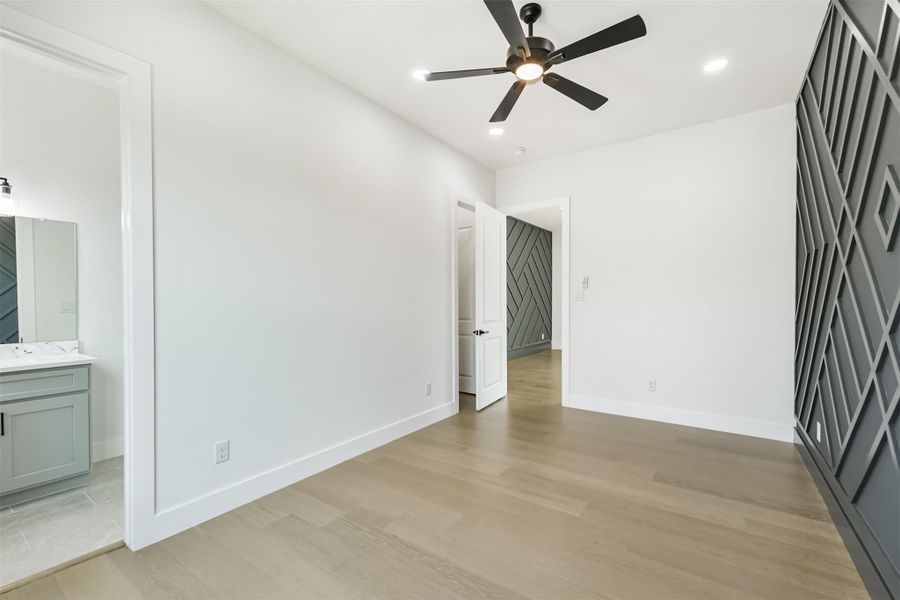 Spacious, unfurnished interior of a new home in , Houston (Image 21).