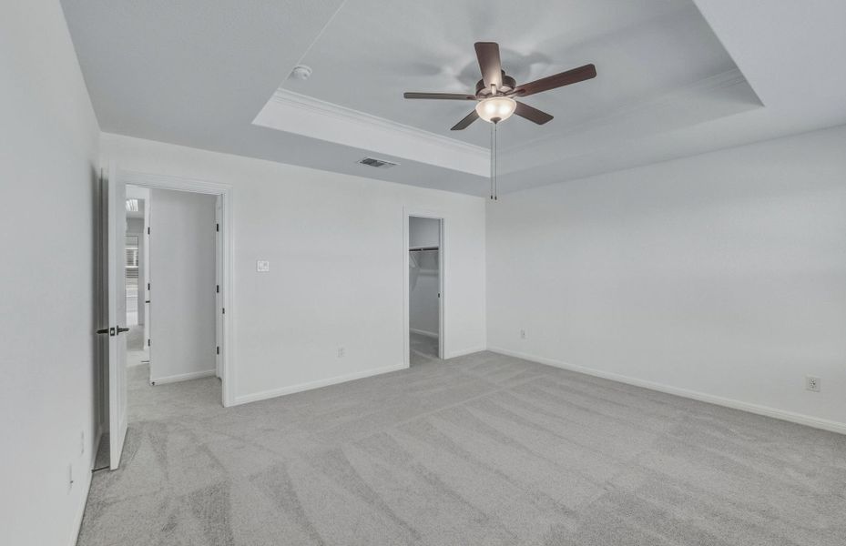 Spacious, unfurnished interior of a new home in Horizon Lake, Leander (Image 17).