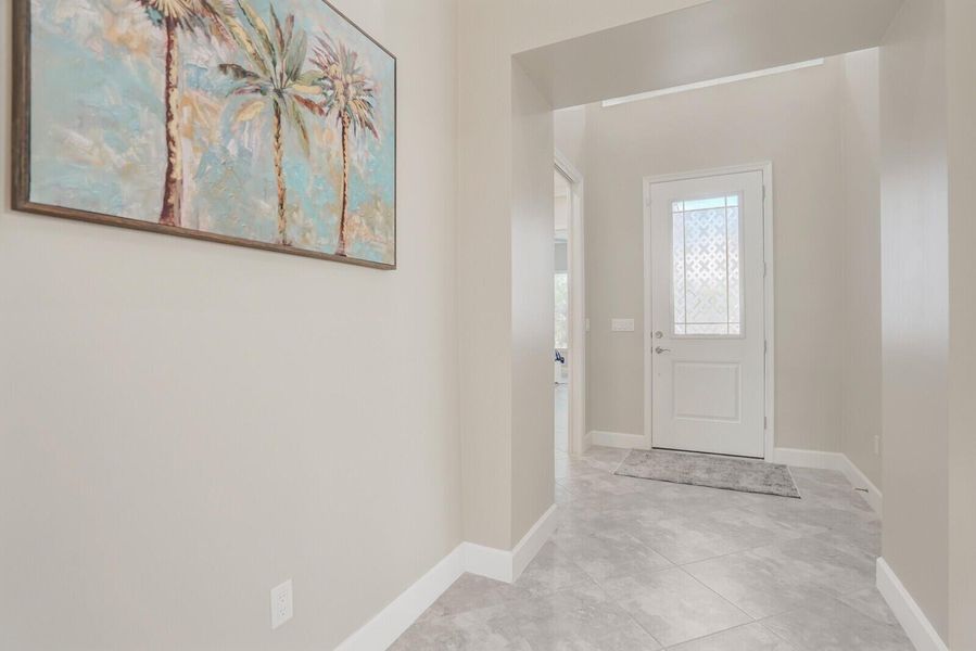 Spacious, unfurnished interior of a new home in , Westlake (Image 20).