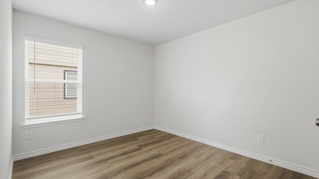 Secondary bedroom