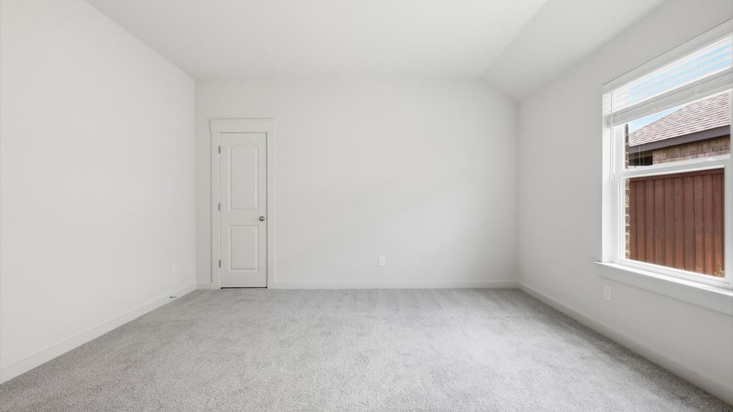 Furnished interior view inside a new home in Walden Pond, Forney (Image 43). Furnished interior view inside a new home in Walden Pond, Forney (Image 43).
