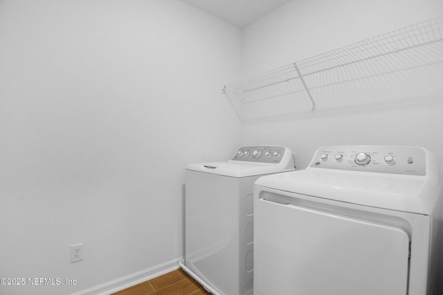 Image 20 of a home in .