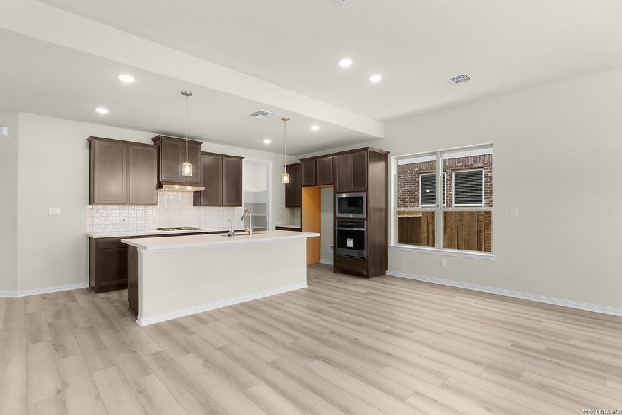 Furnished interior view inside a new home in Meyer Ranch - Enclave, New Braunfels (Image 4).