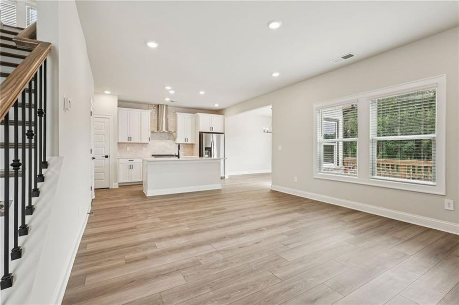 Spacious, unfurnished interior of a new home in Hemingway - Reserve Series, Cumming (Image 27).