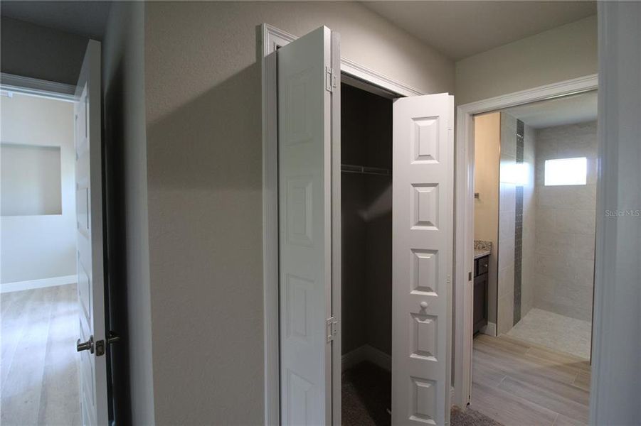 Image 11 of a home in . Image 11 of a home in .